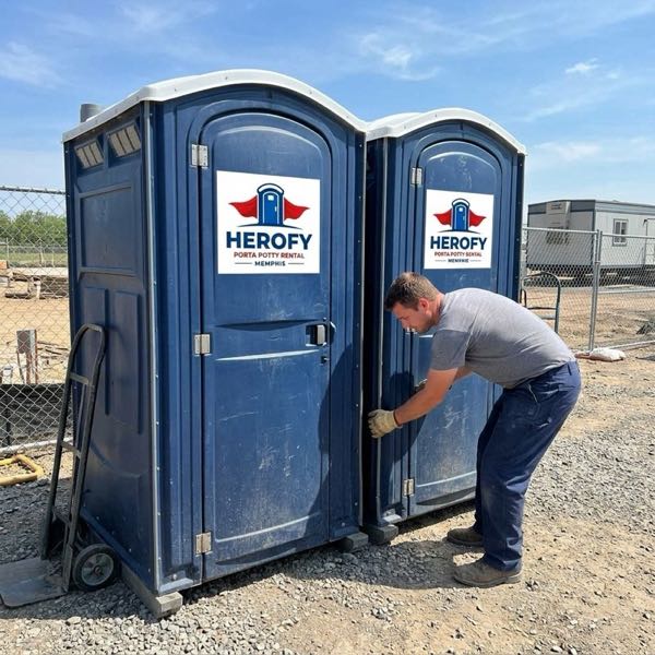 ADA accessible portable restroom units in Memphis